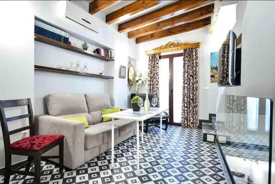 Typical Sevillan 2 Bedroom Unit Εξωτερικό φωτογραφία